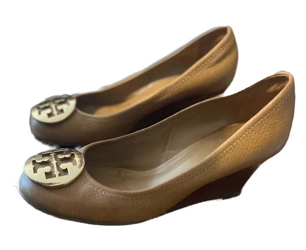 Tory Burch Tan Leather Medallion Wedge Pumps Heels Size 7M "As Is" Parts, Repair - Picture 7 of 11